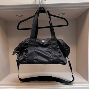 Lululemon black duffel bag